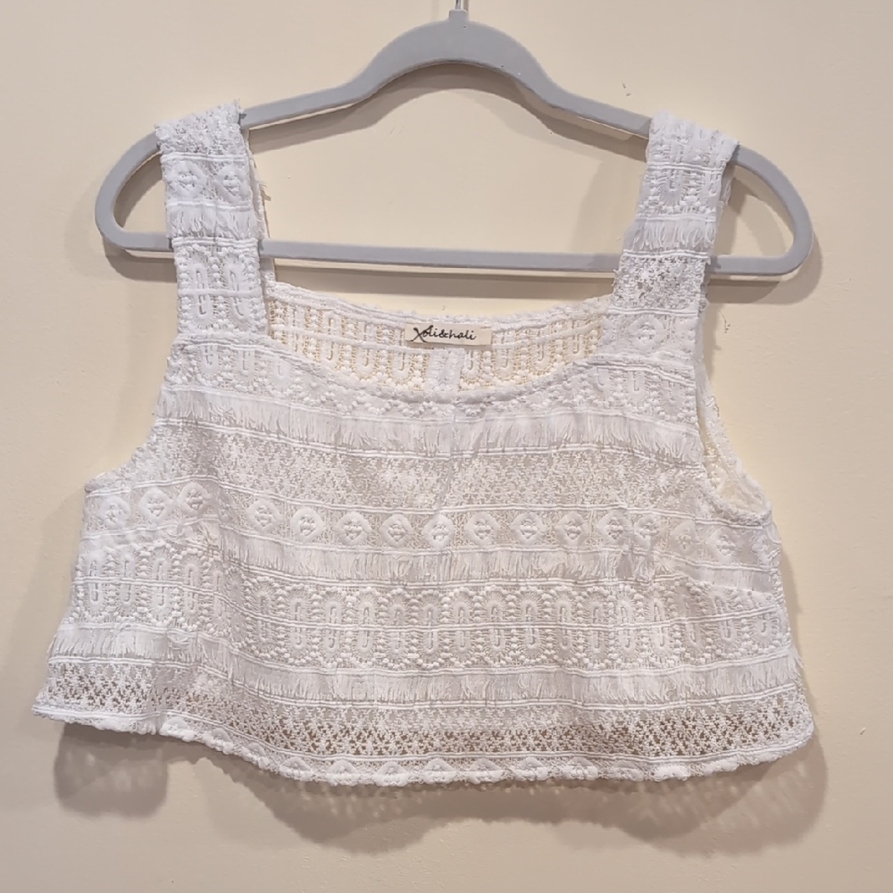 Oli & Hali Cream Sleeveless Embellished Tank Top